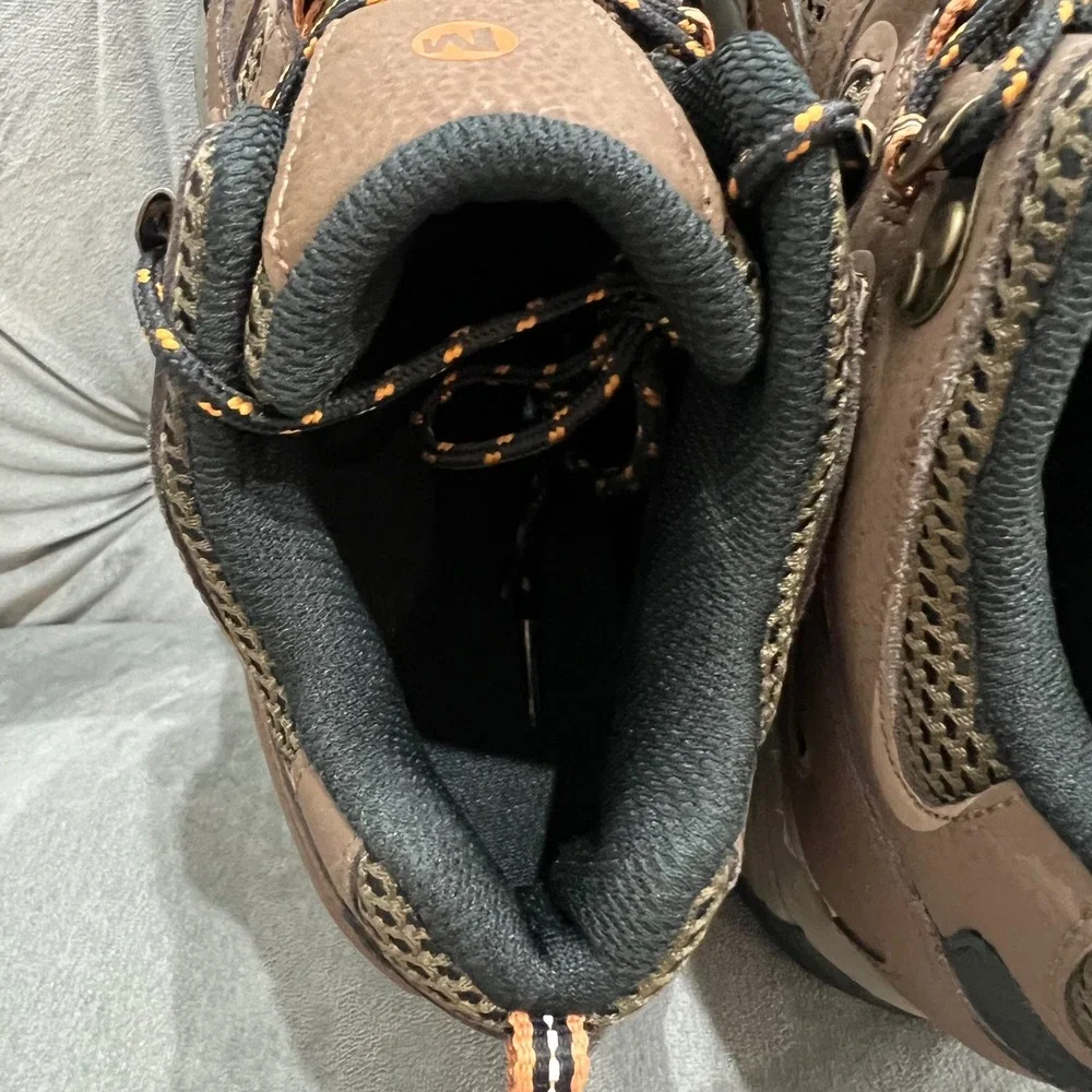 Merrell Moab 2 Mid Waterproof Hiking Boots Brown 6.5M Youth Leather Trail Shoes